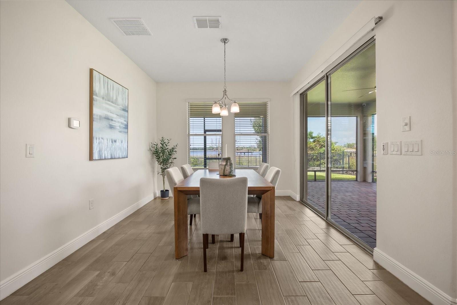 Image 16 of 63 For 10291 Atwater Bay Drive