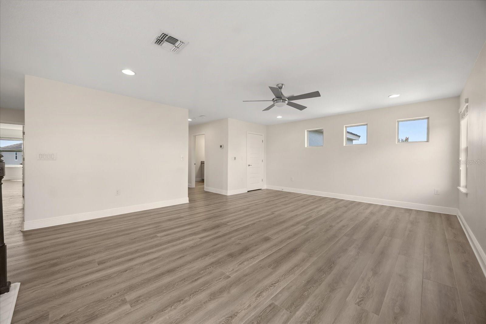 Image 31 of 63 For 10291 Atwater Bay Drive