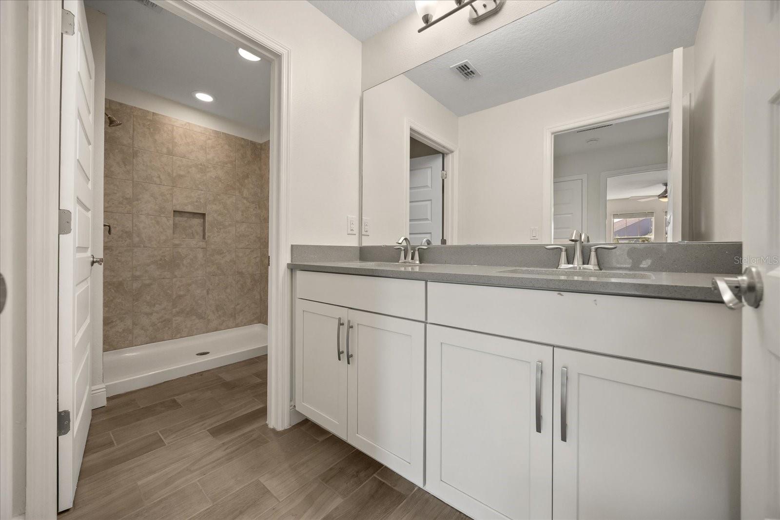 Image 46 of 63 For 10291 Atwater Bay Drive