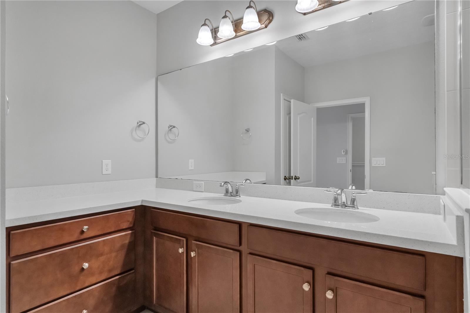 Image 37 of 61 For 6578 Calamondin Drive