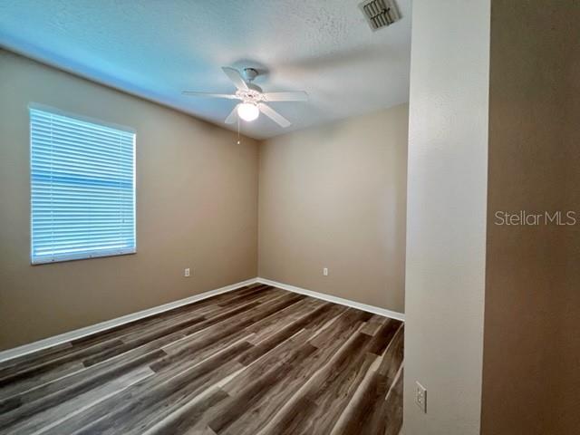 Image 27 of 49 For 4751 Spindletree Lane