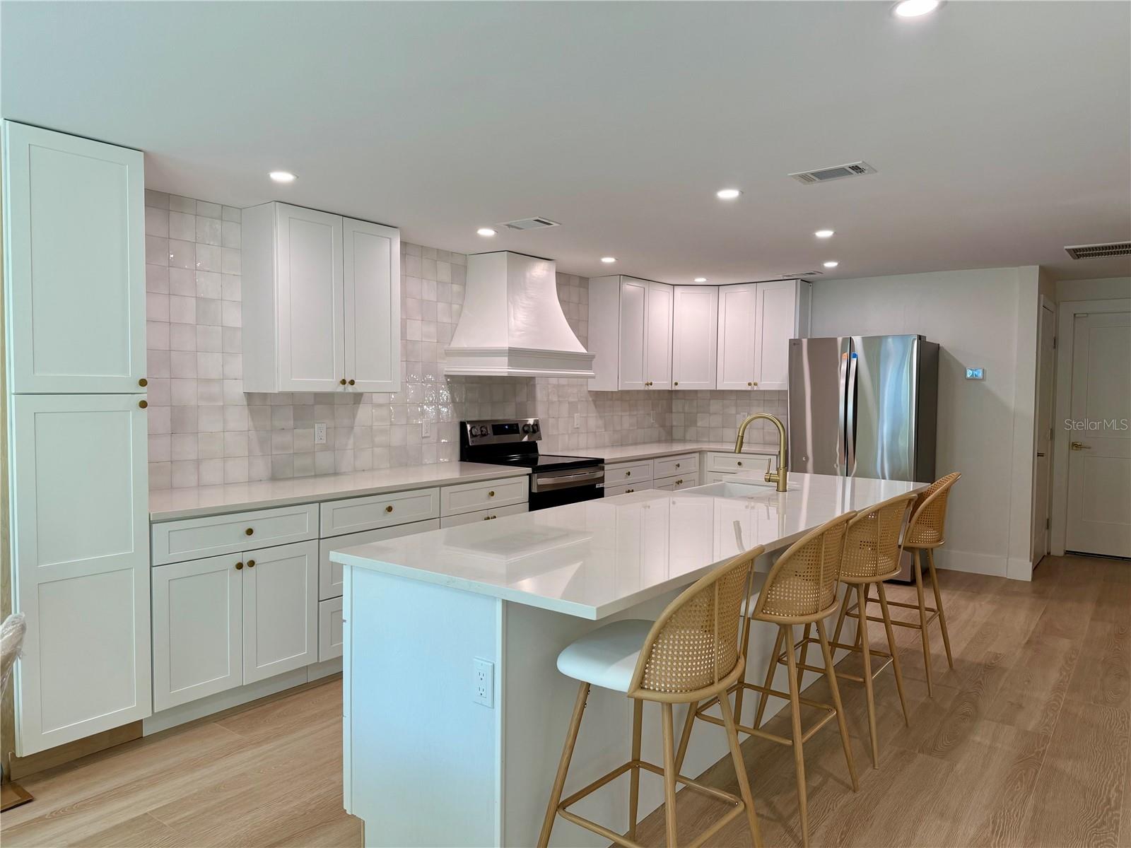 Image 10 of 18 For 156 Blvd Of The Presidents