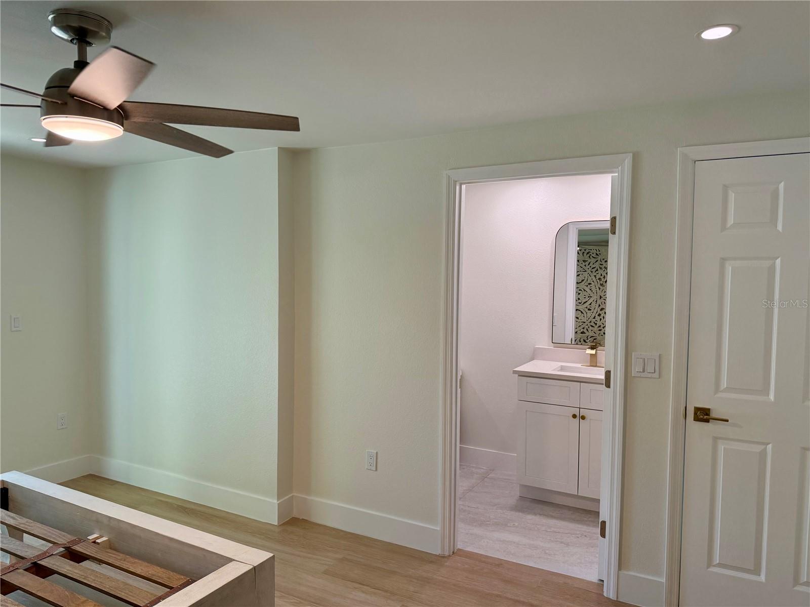 Image 15 of 18 For 156 Blvd Of The Presidents