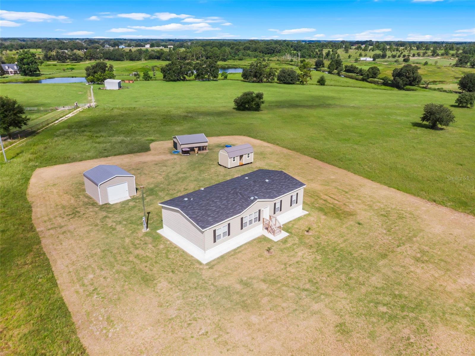 Image 3 of 49 For 16403 Tuscanooga Road