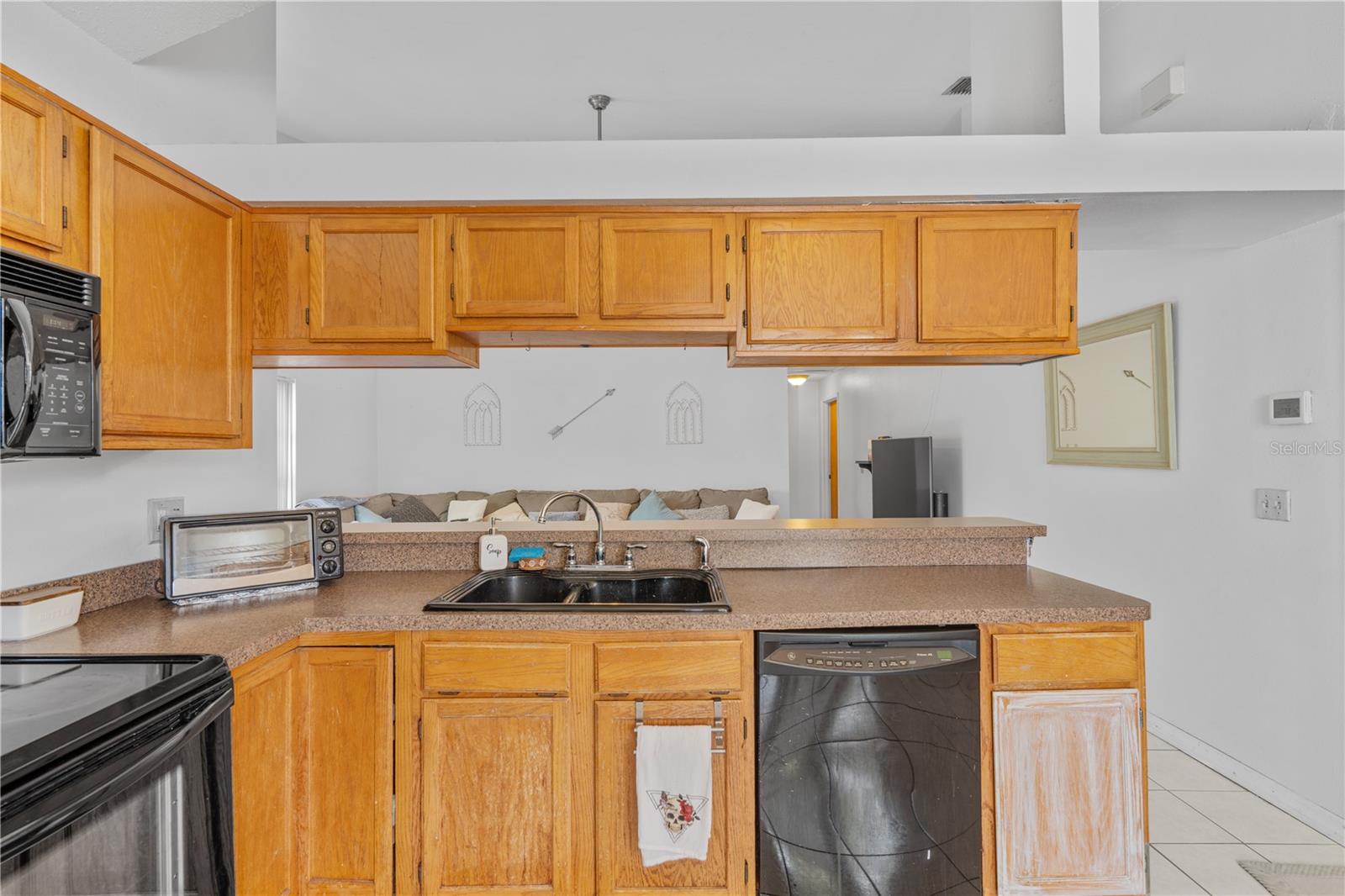Image 22 of 35 For 4005 Caban Court