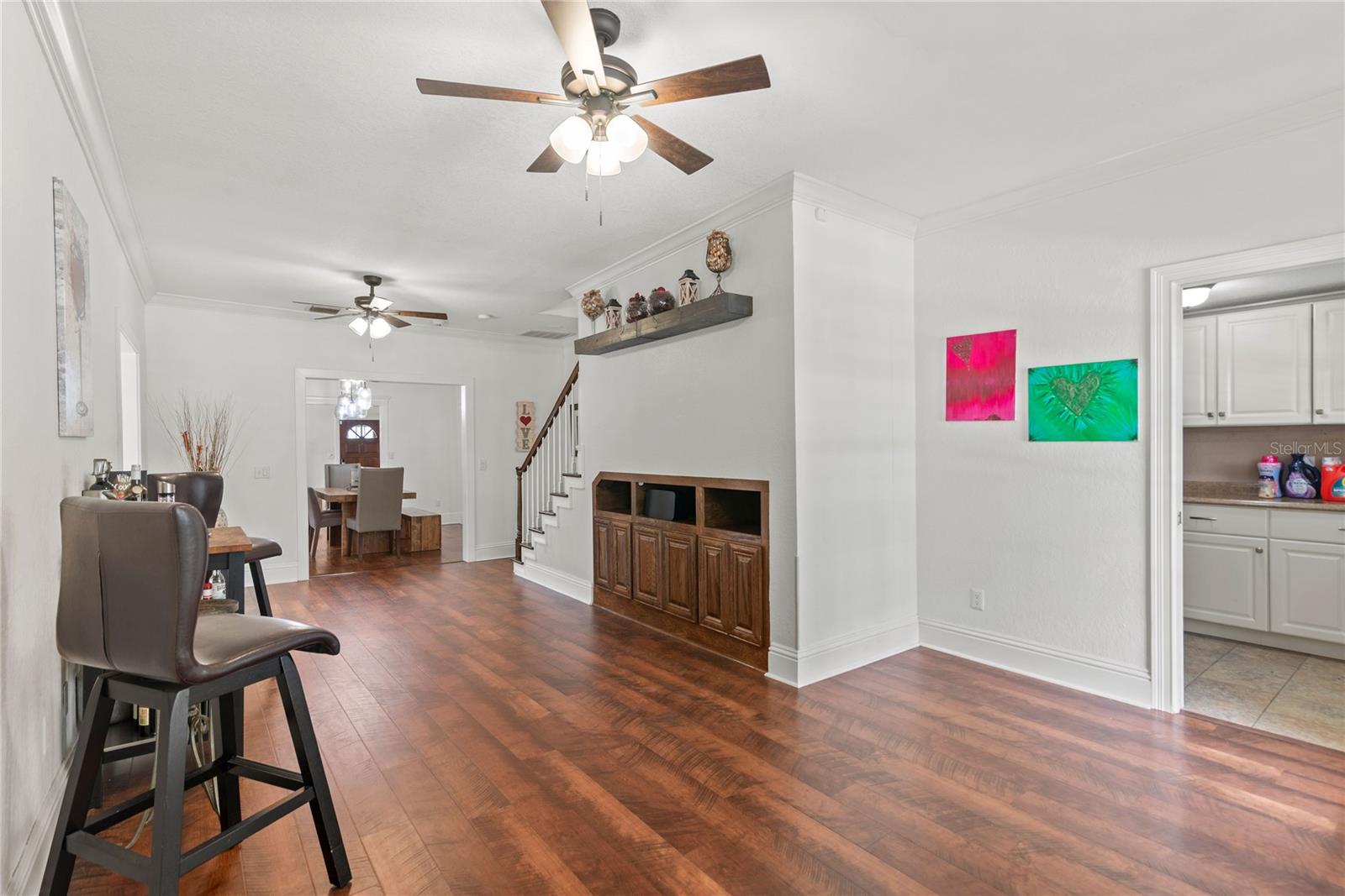 Image 14 of 42 For 521 Sheridan Boulevard