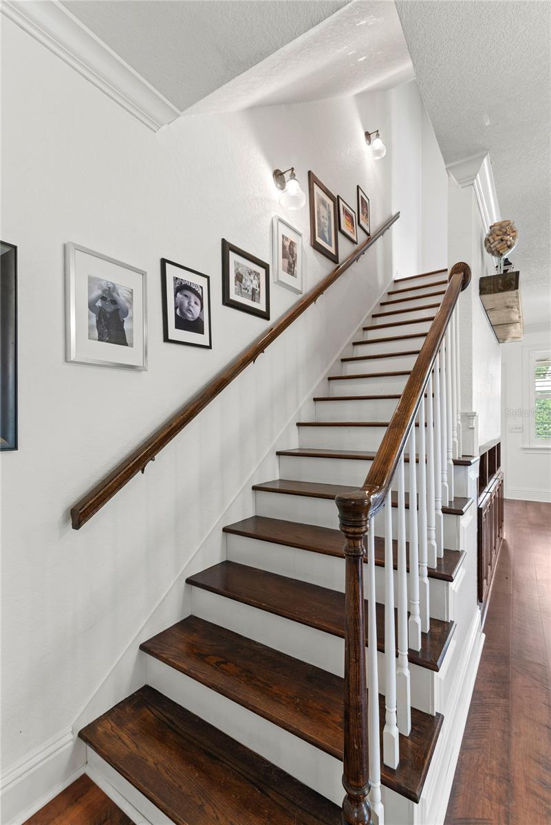 Image 16 of 42 For 521 Sheridan Boulevard