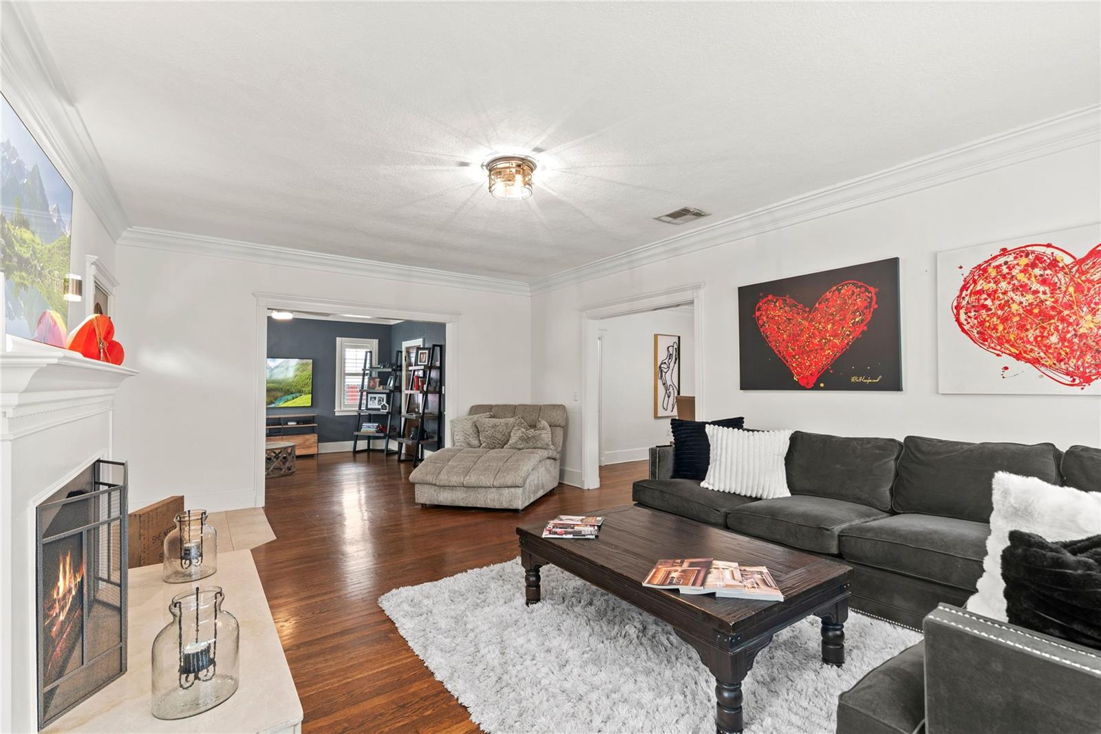 Image 4 of 42 For 521 Sheridan Boulevard