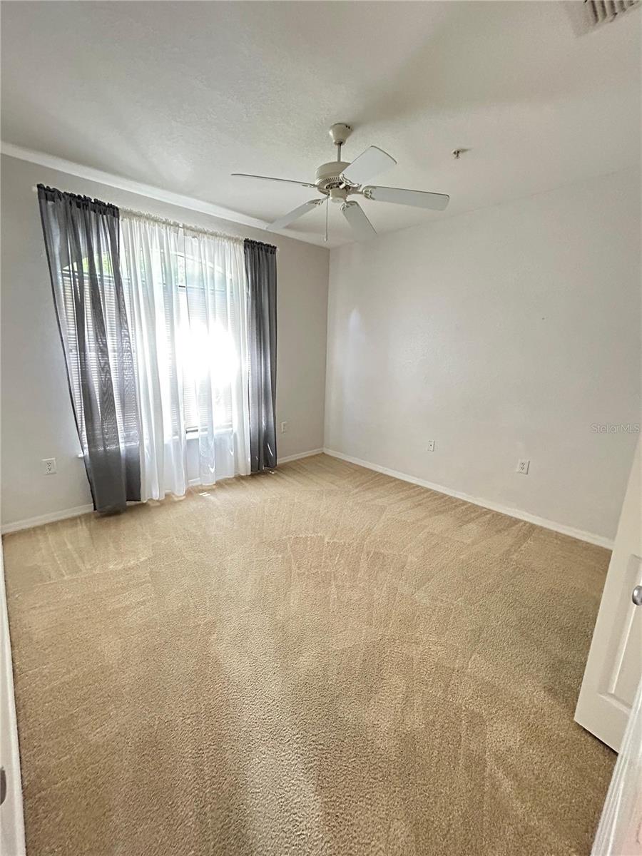 Image 8 of 16 For 6109 Metrowest Boulevard 105