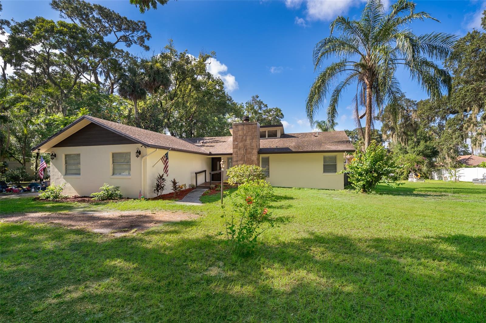 Image 3 of 45 For 1715 Lake Mary Boulevard