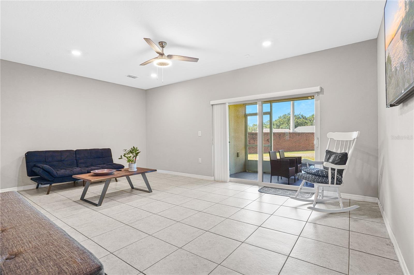 Image 12 of 35 For 4863 Coral Castle Drive