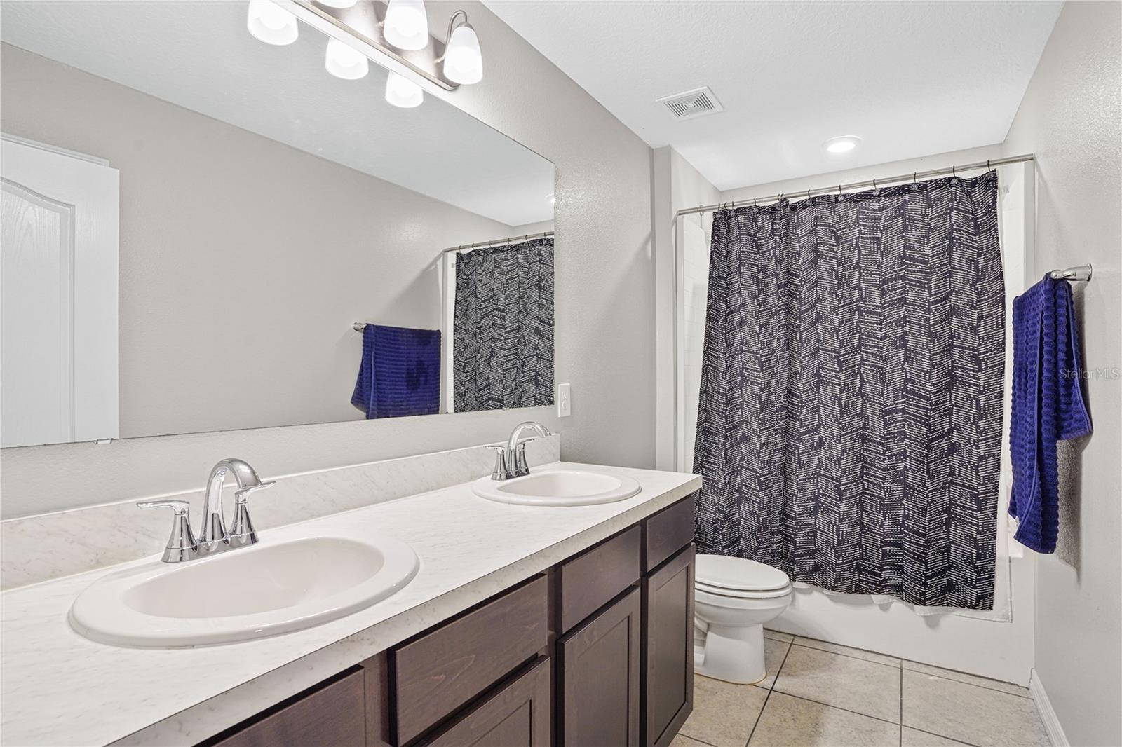 Image 24 of 35 For 4863 Coral Castle Drive