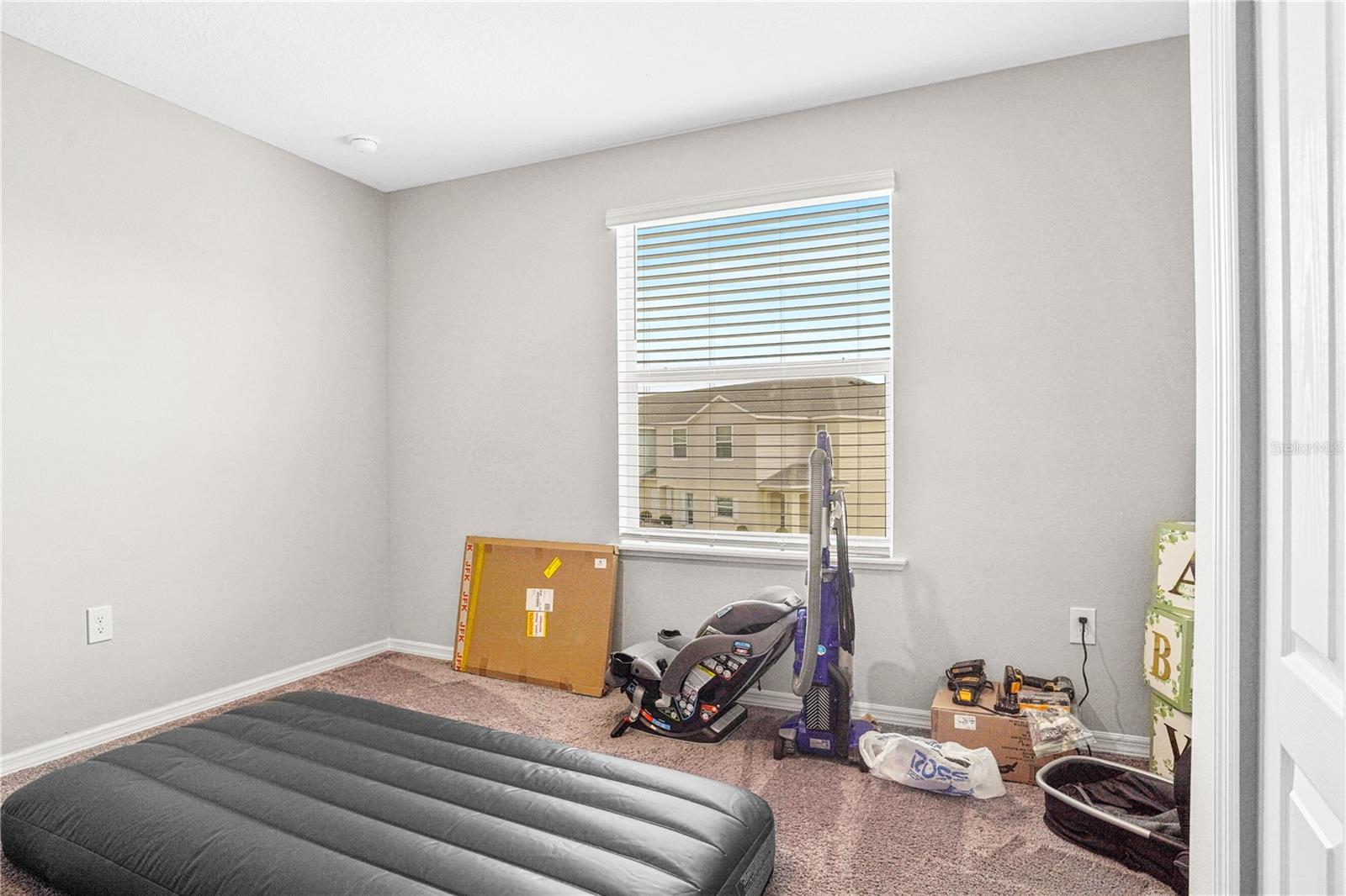 Image 25 of 35 For 4863 Coral Castle Drive