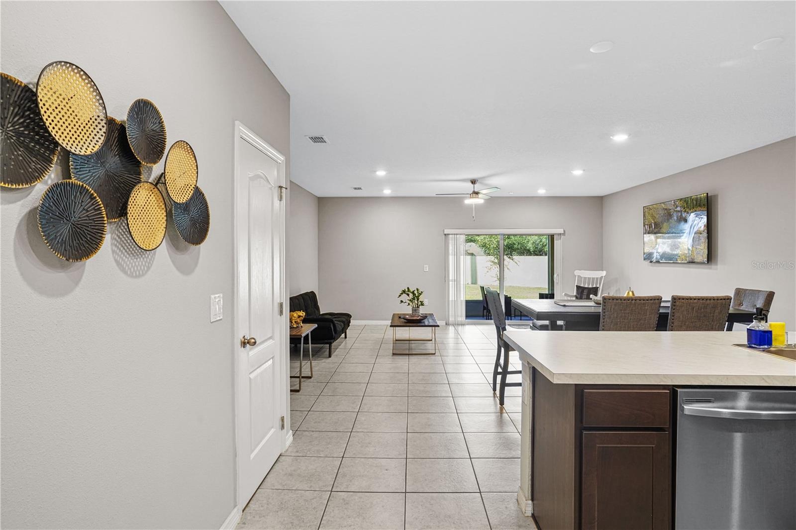 Image 6 of 35 For 4863 Coral Castle Drive