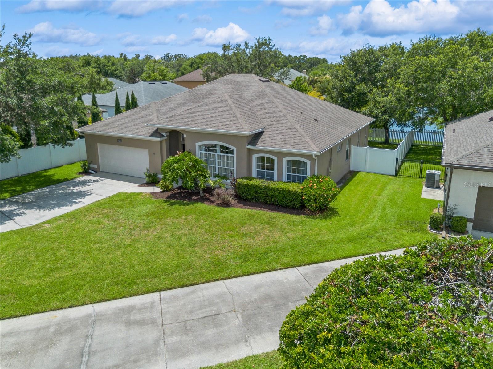 Image 41 of 47 For 341 Lake Amberleigh Drive