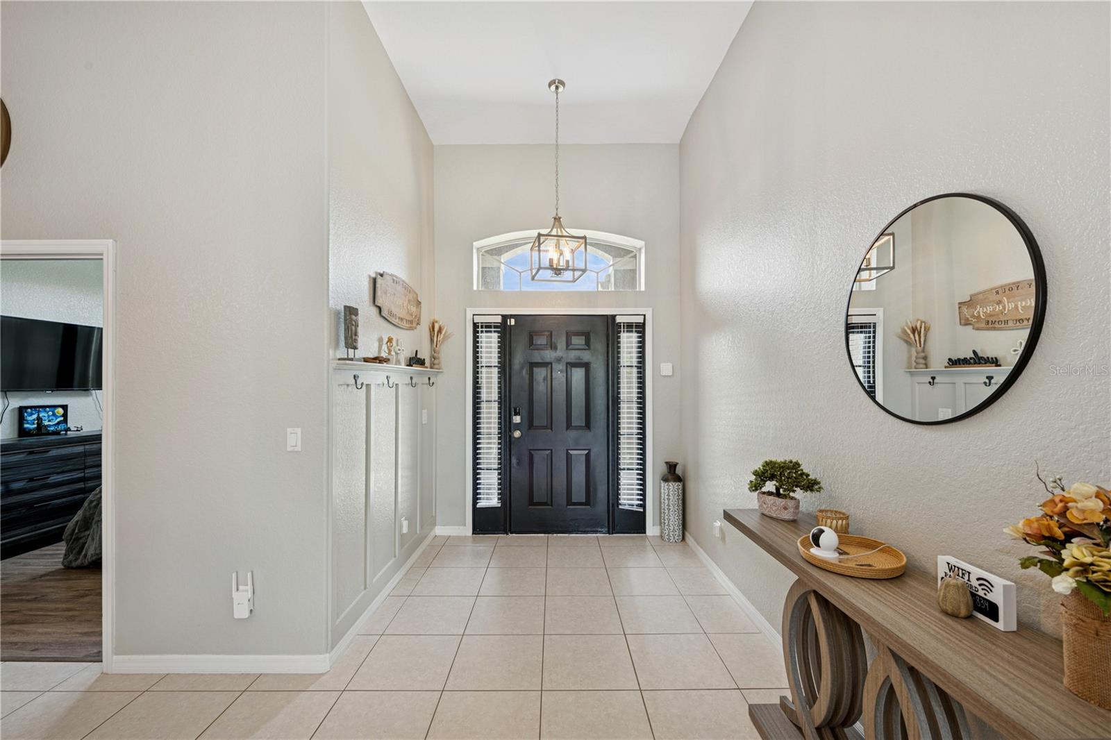 Image 5 of 47 For 341 Lake Amberleigh Drive
