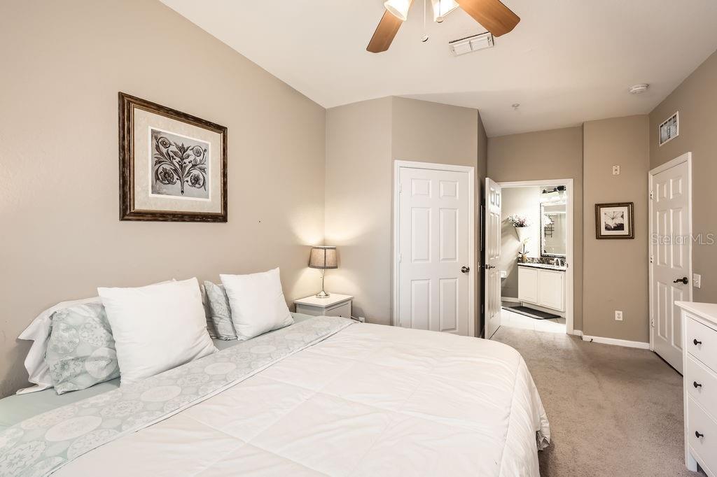 Image 13 of 27 For 6434 Cava Alta Drive 210