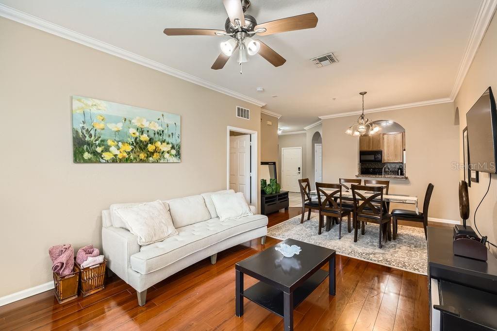 Image 4 of 27 For 6434 Cava Alta Drive 210