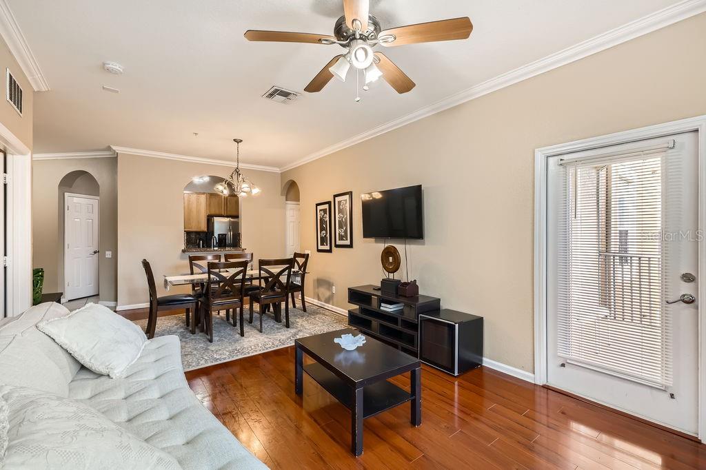 Image 6 of 27 For 6434 Cava Alta Drive 210
