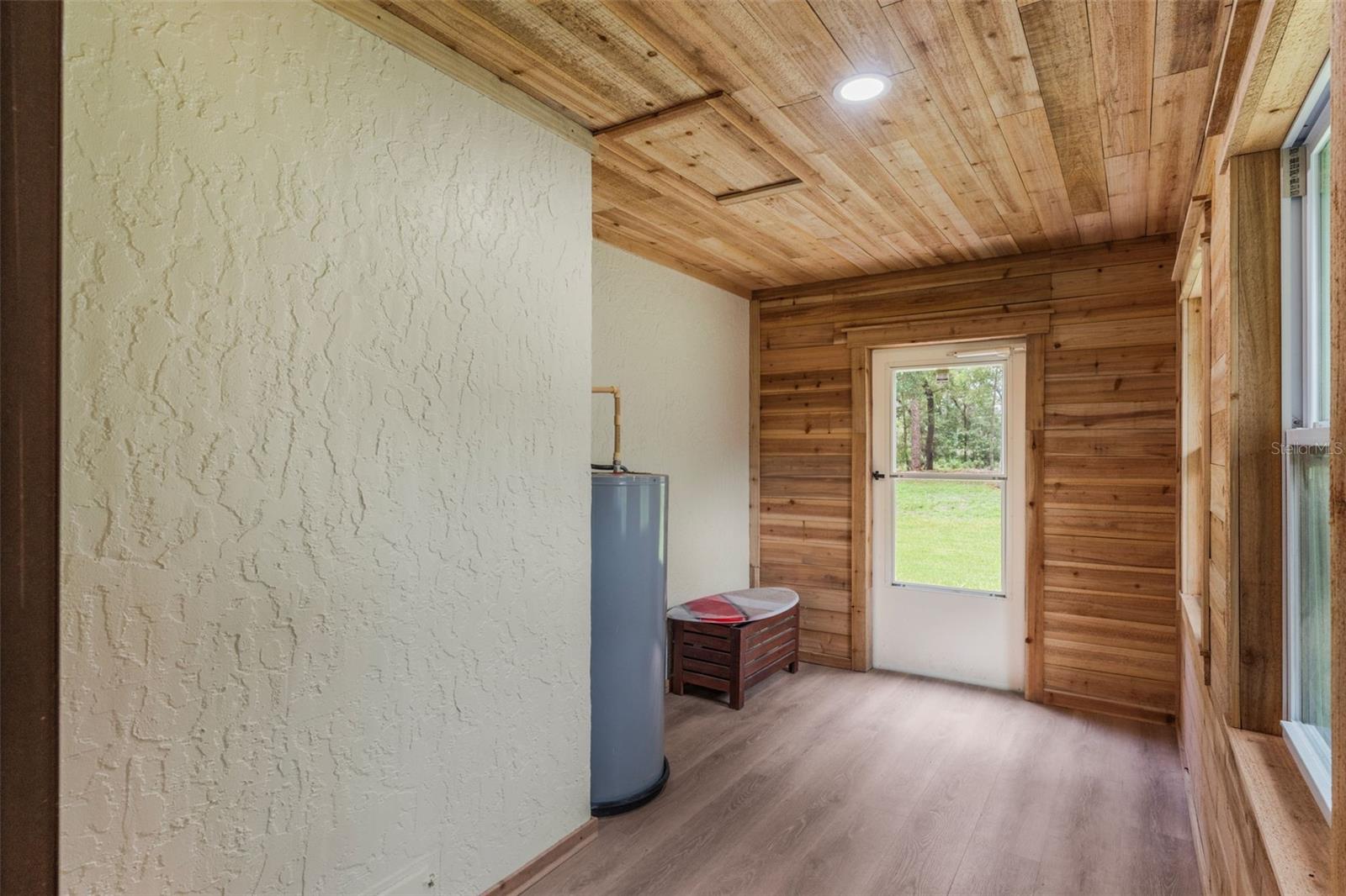 Image 43 of 68 For 723 Calico Court