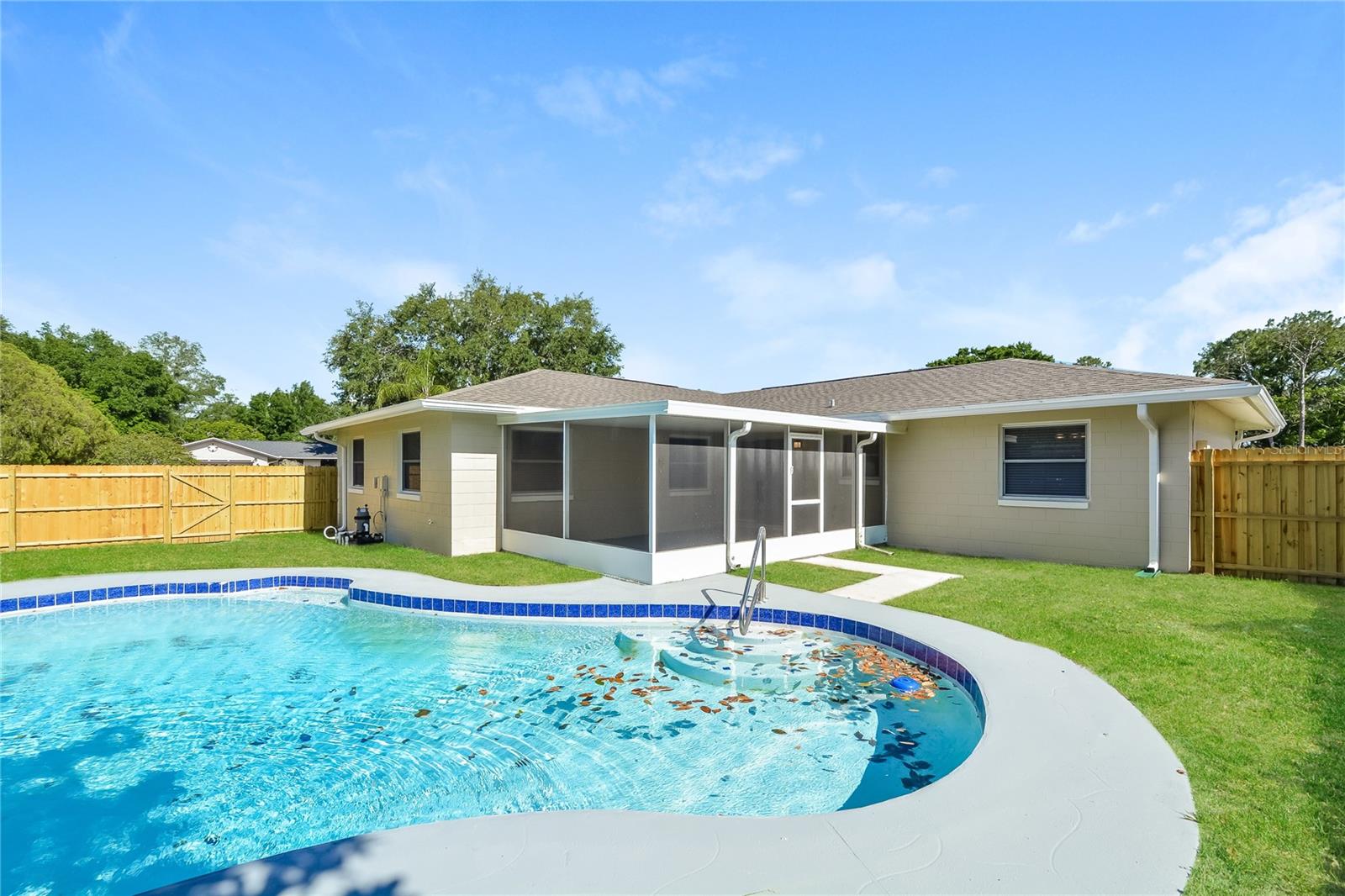 Image 16 of 16 For 7431 Portside Court