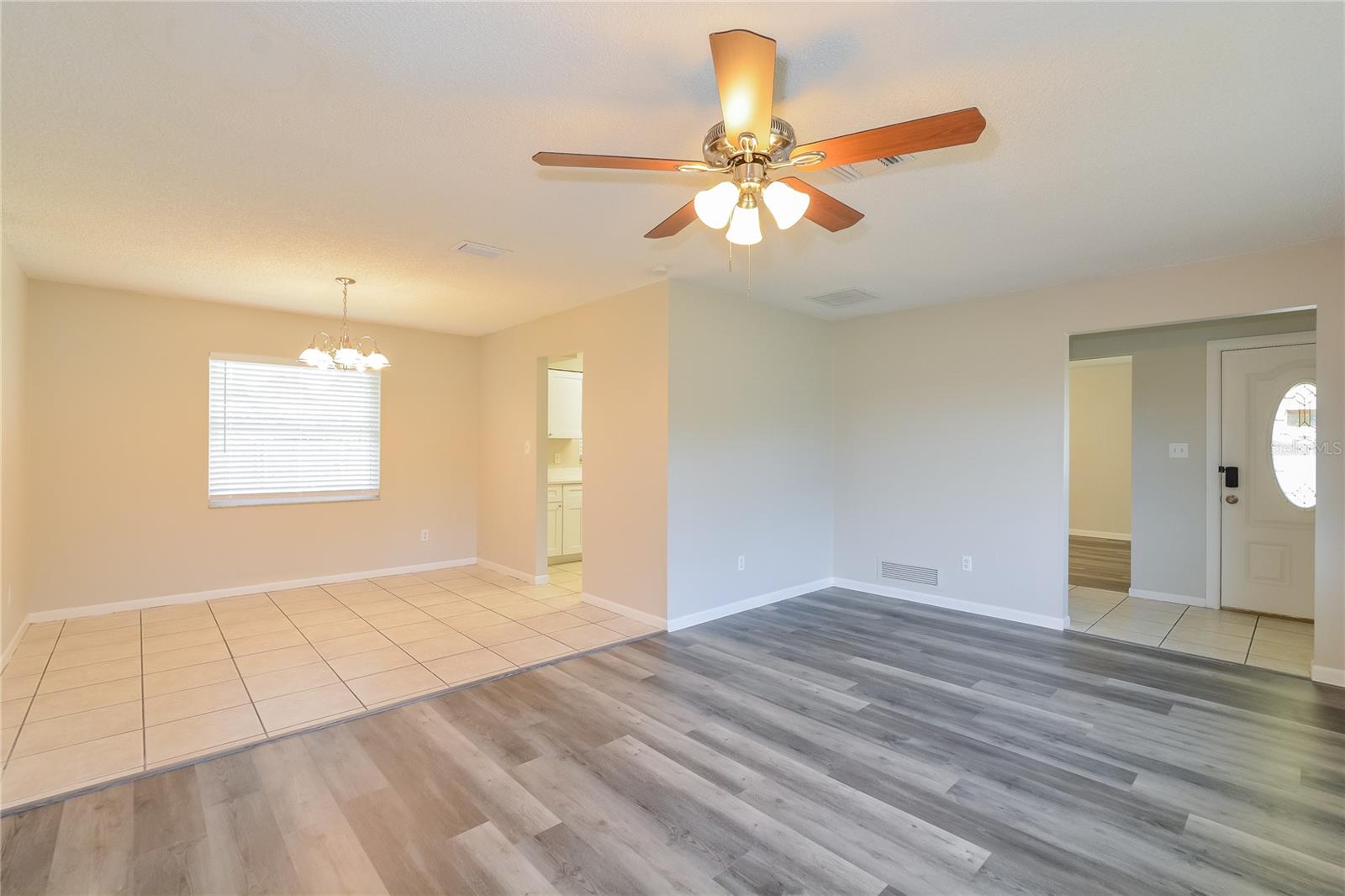Image 6 of 16 For 7431 Portside Court