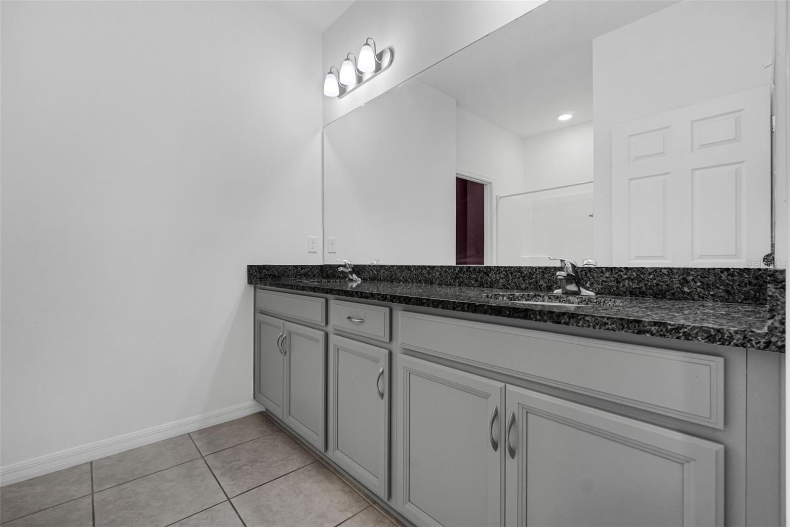 Image 8 of 19 For 429 Ohio Way