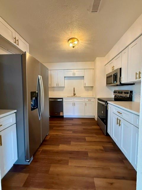 Image 3 of 10 For 2111 Dixie Avenue
