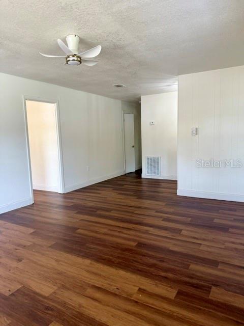 Image 4 of 10 For 2111 Dixie Avenue
