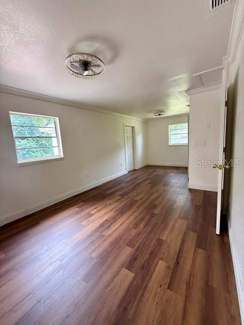 Image 7 of 10 For 2111 Dixie Avenue