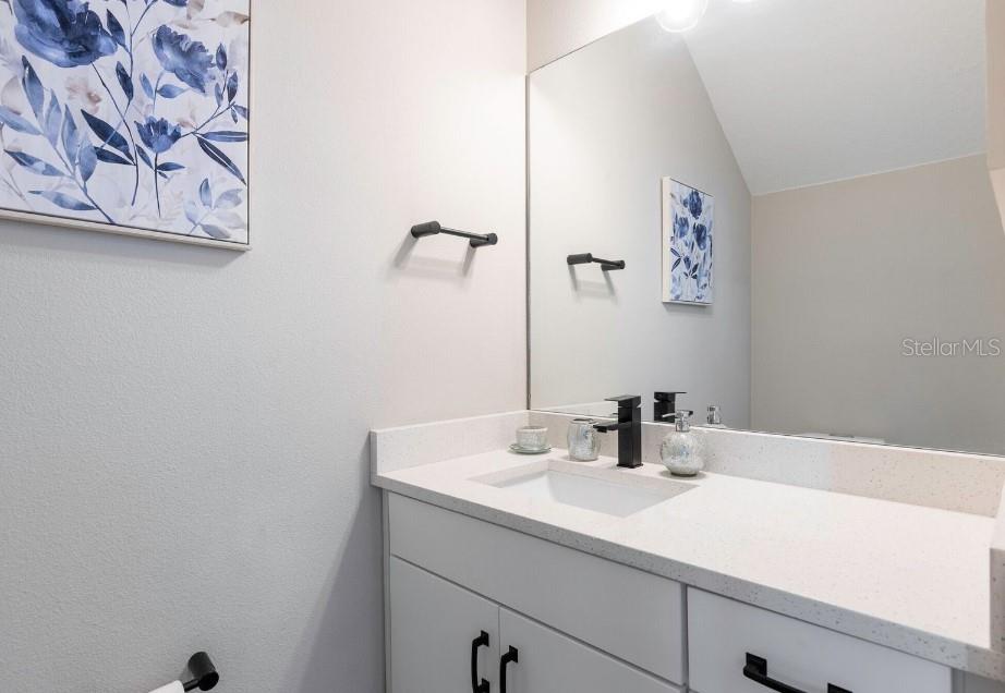 Image 6 of 23 For 2113 Broome Street