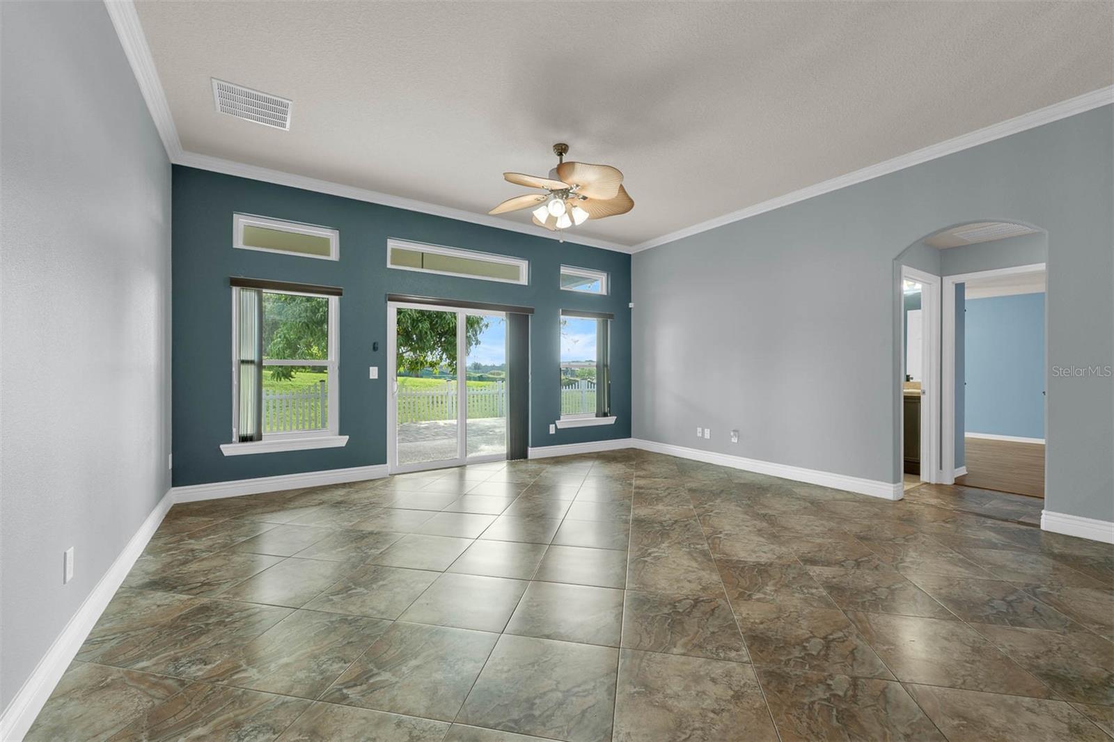 Image 11 of 37 For 2877 Lafayette Trace Drive