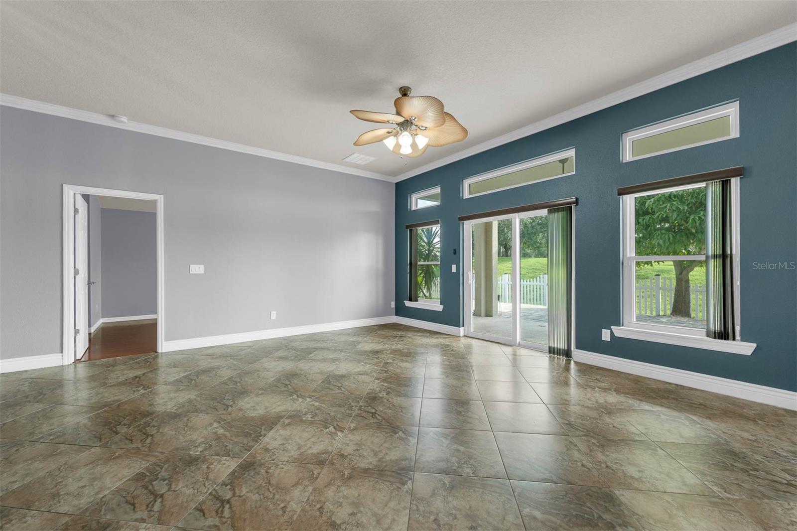 Image 12 of 37 For 2877 Lafayette Trace Drive