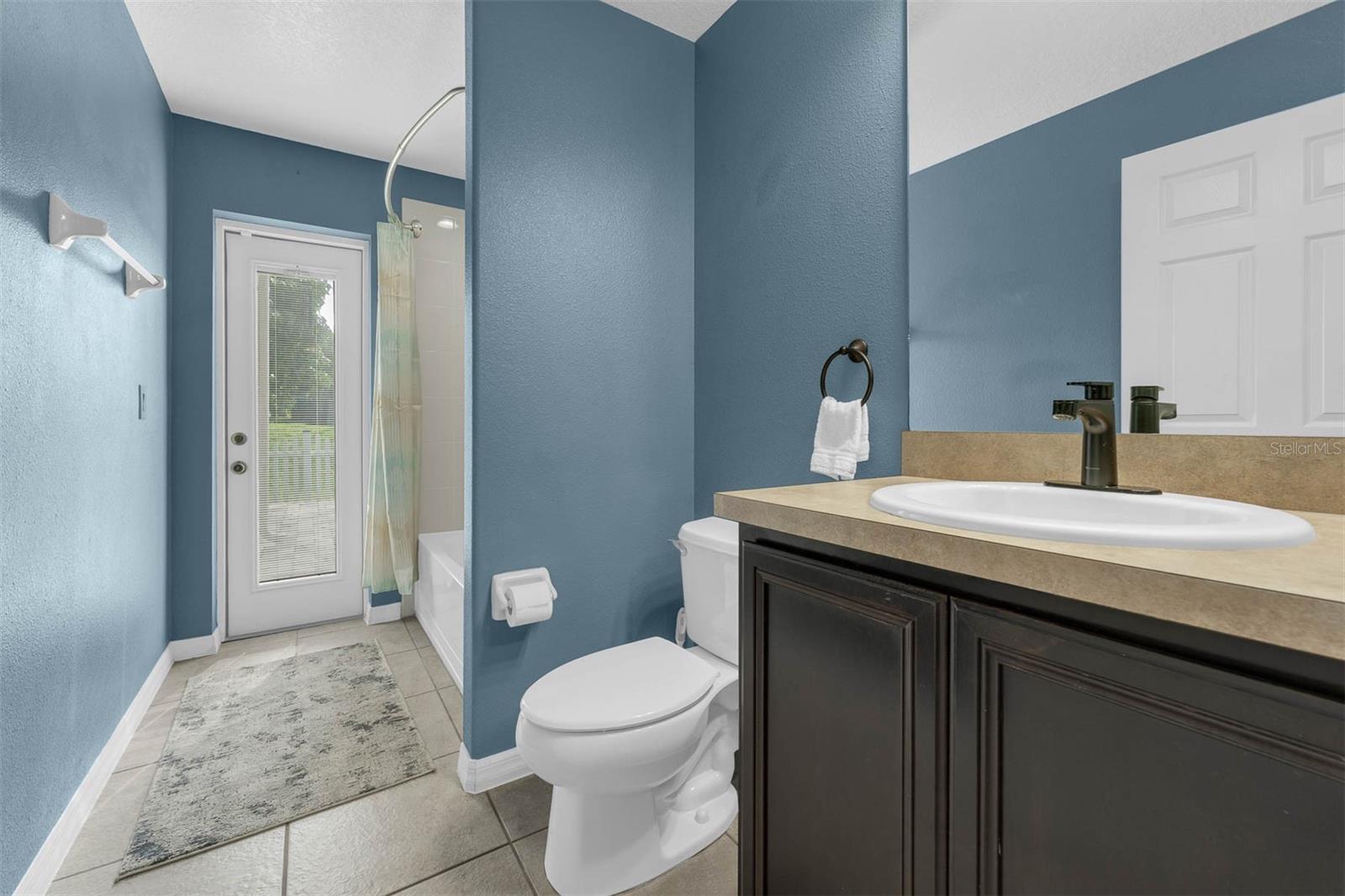 Image 23 of 37 For 2877 Lafayette Trace Drive