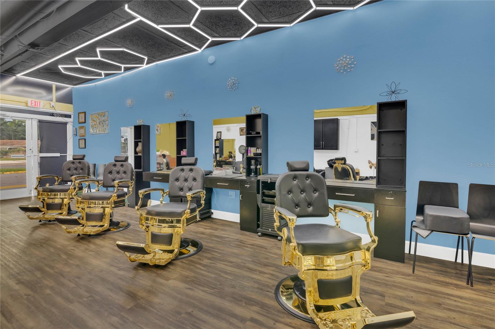 Image 14 of 23 For 123 Main Street