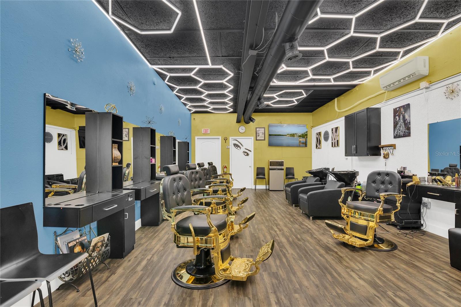 Image 9 of 23 For 123 Main Street