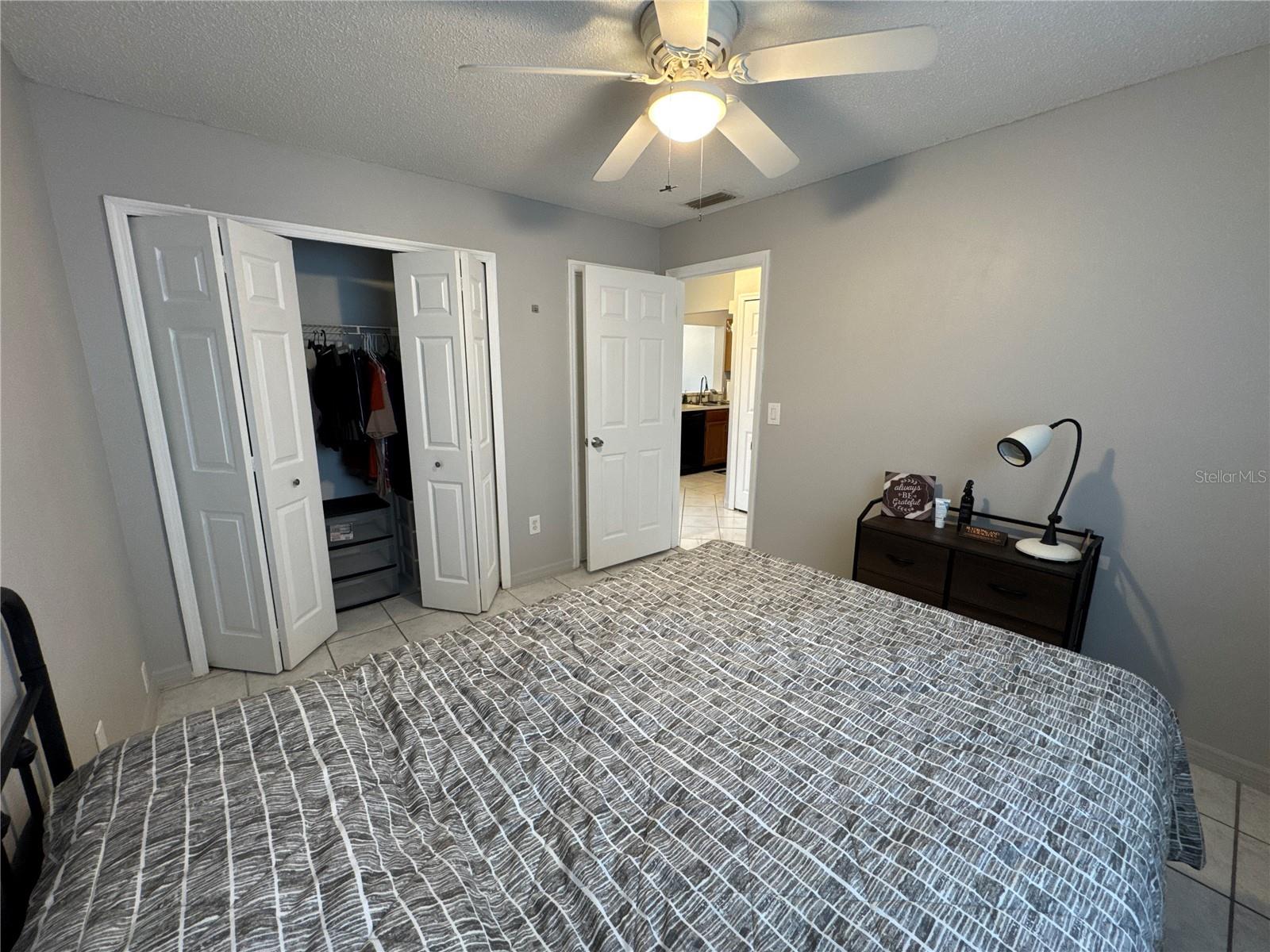 Image 17 of 34 For 9502 Darien Avenue 9502