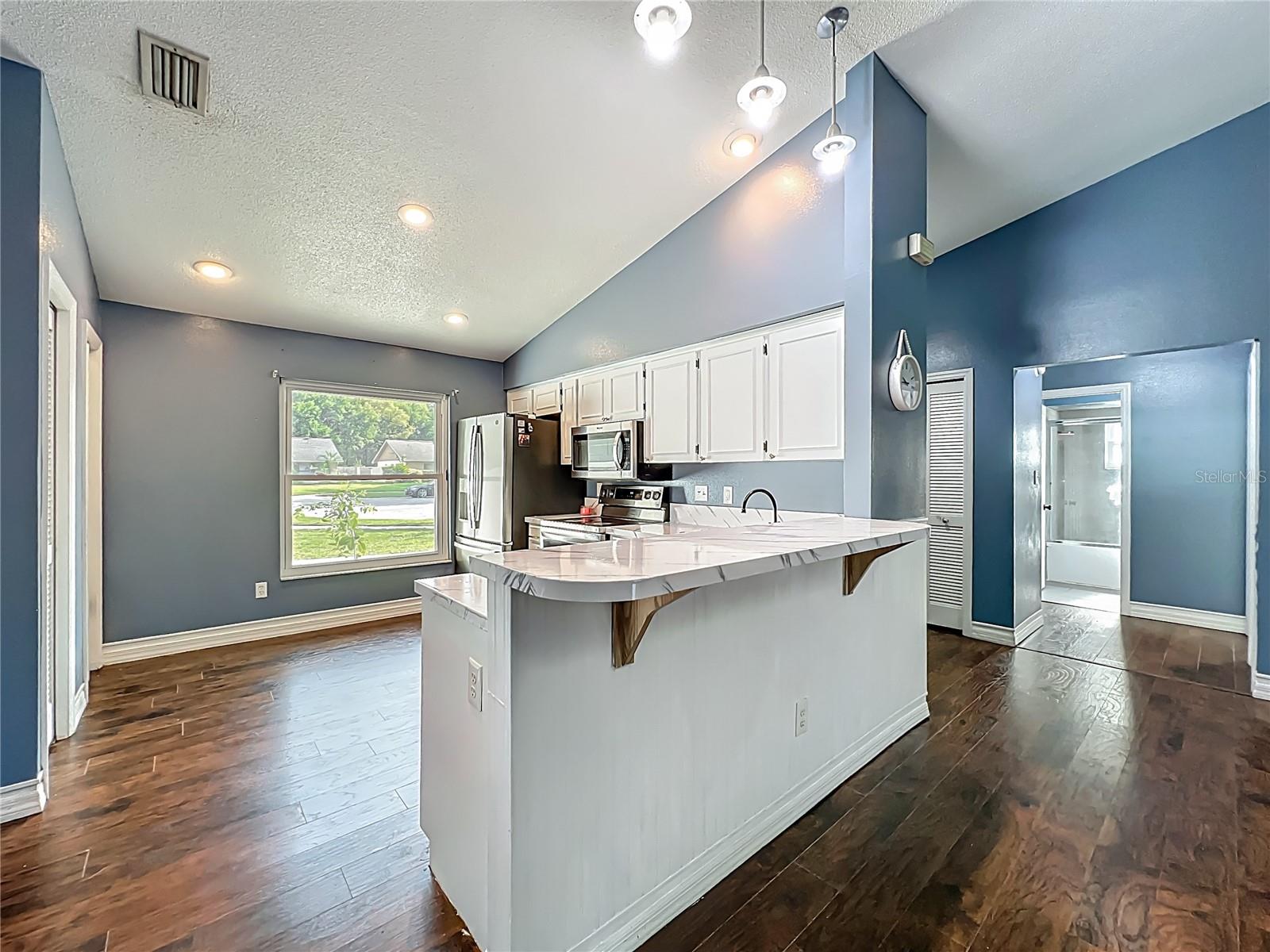 Image 15 of 42 For 4942 Eden View Court