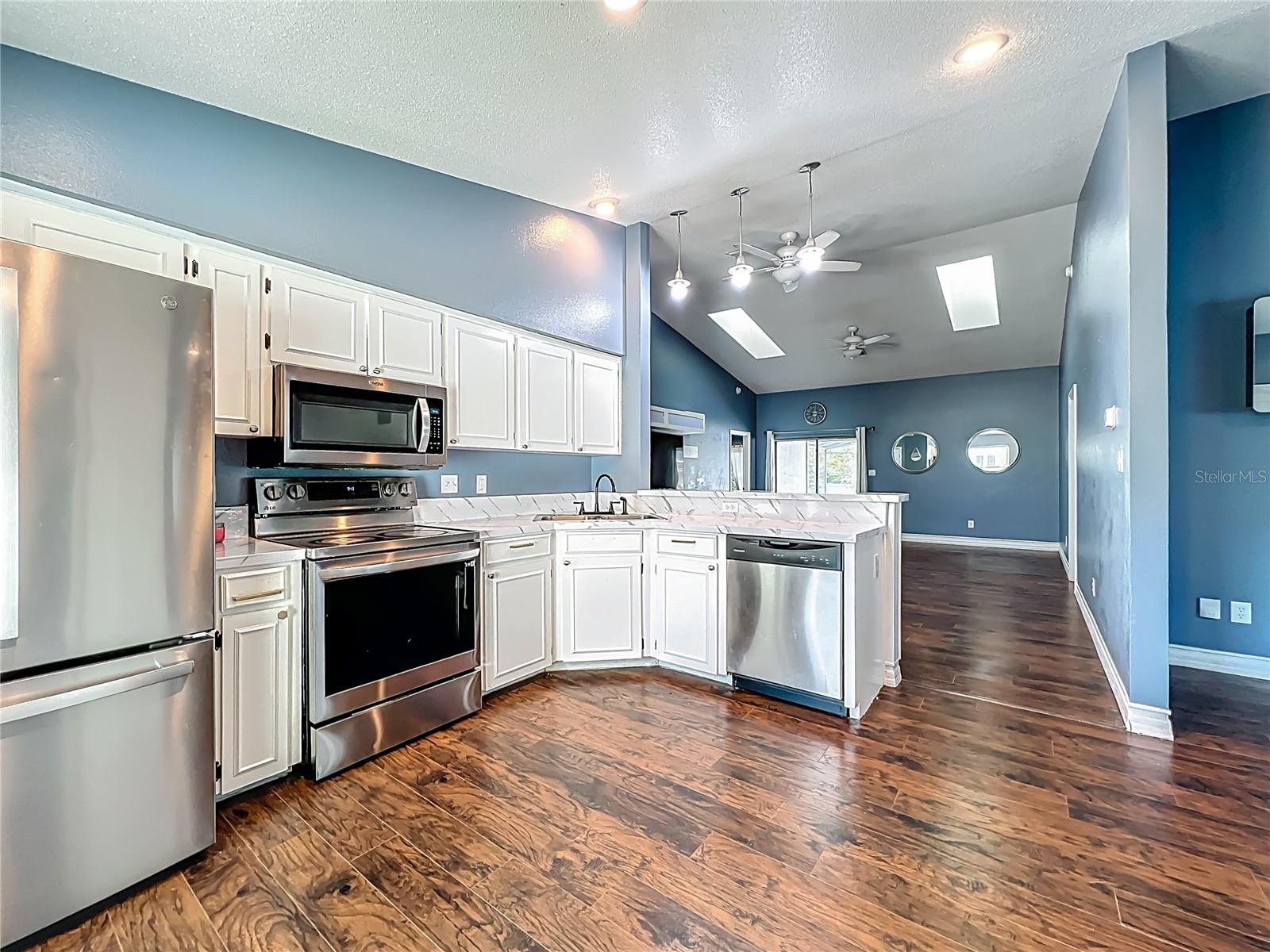 Image 17 of 42 For 4942 Eden View Court