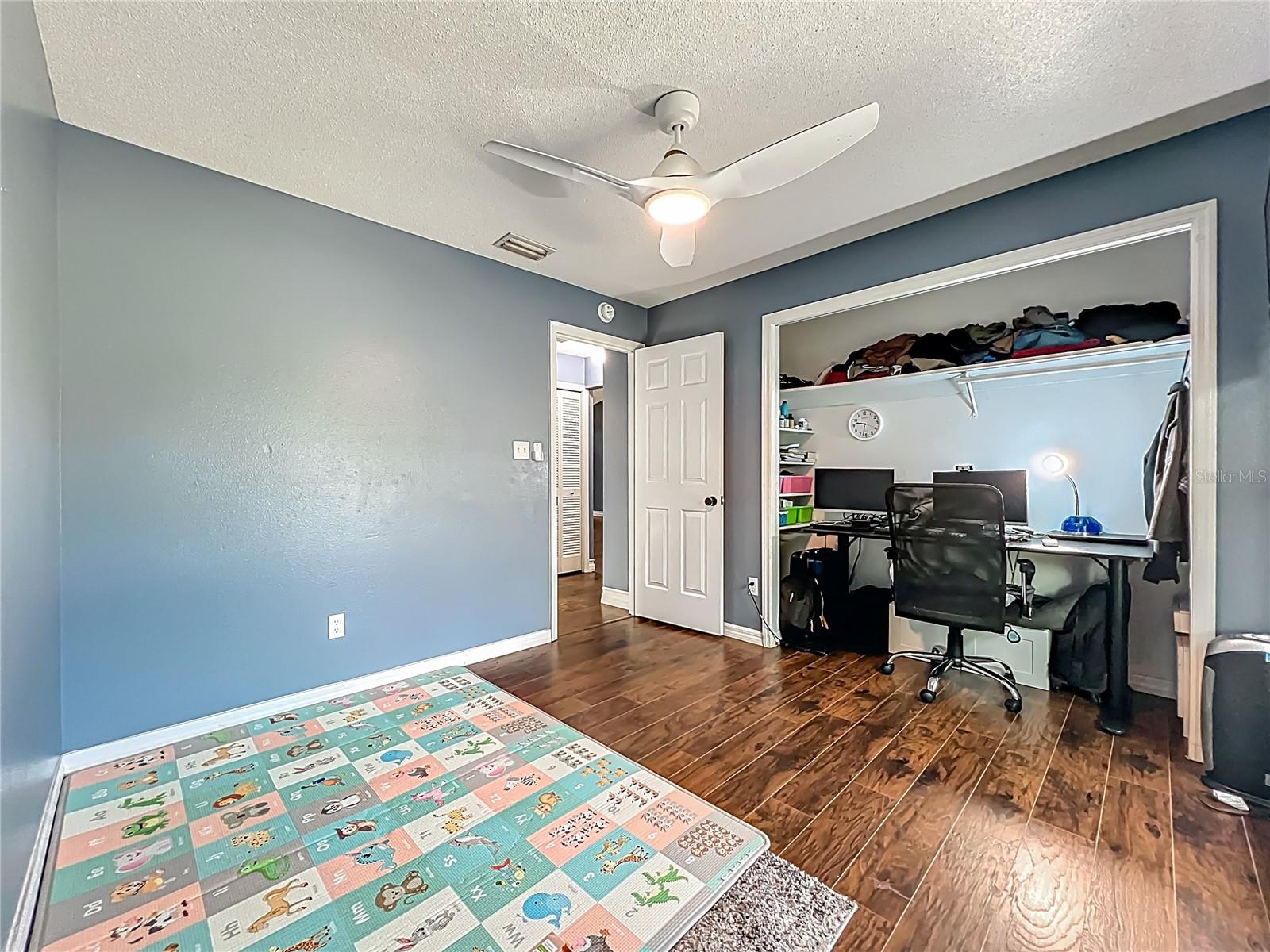 Image 26 of 42 For 4942 Eden View Court