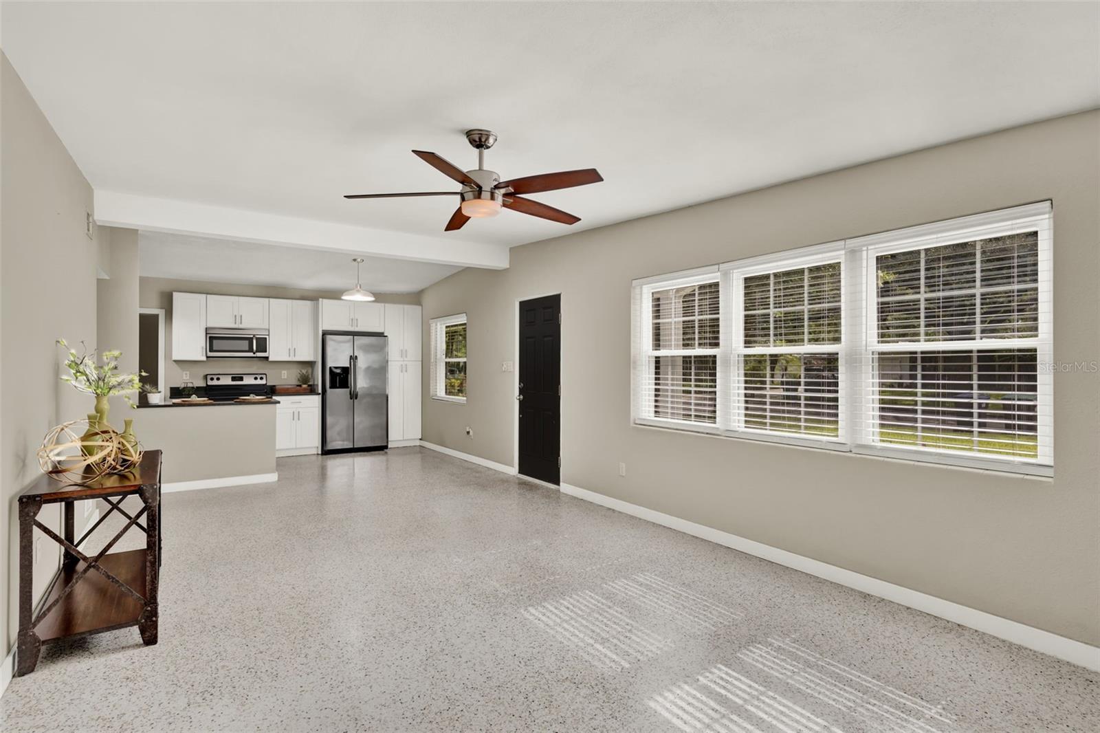 Image 5 of 20 For 2900 Touraine Avenue