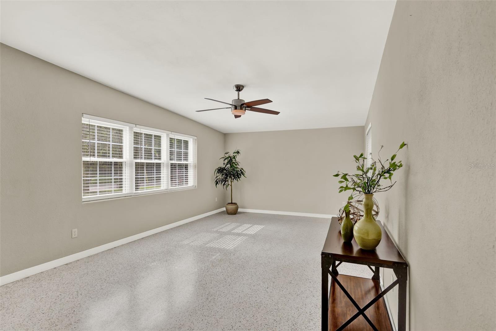 Image 6 of 20 For 2900 Touraine Avenue