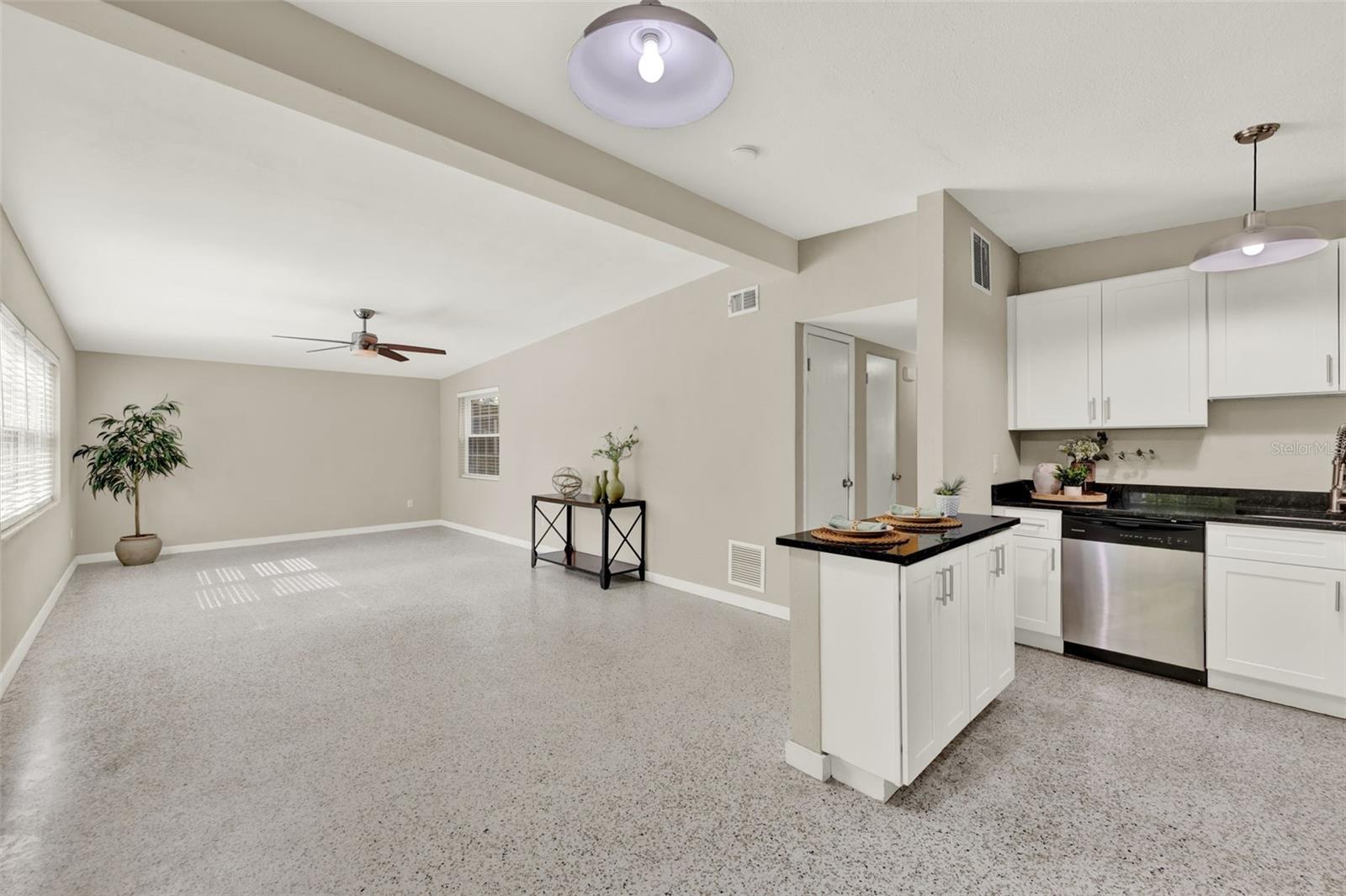 Image 7 of 20 For 2900 Touraine Avenue