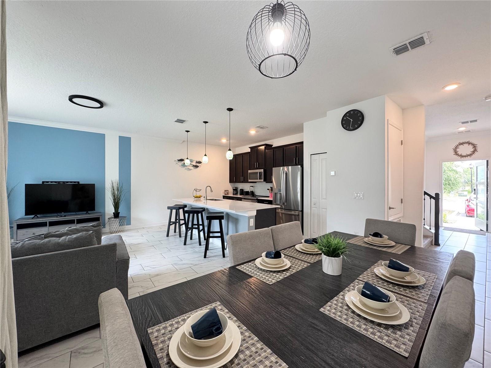 Image 5 of 40 For 4192 Paragraph Drive