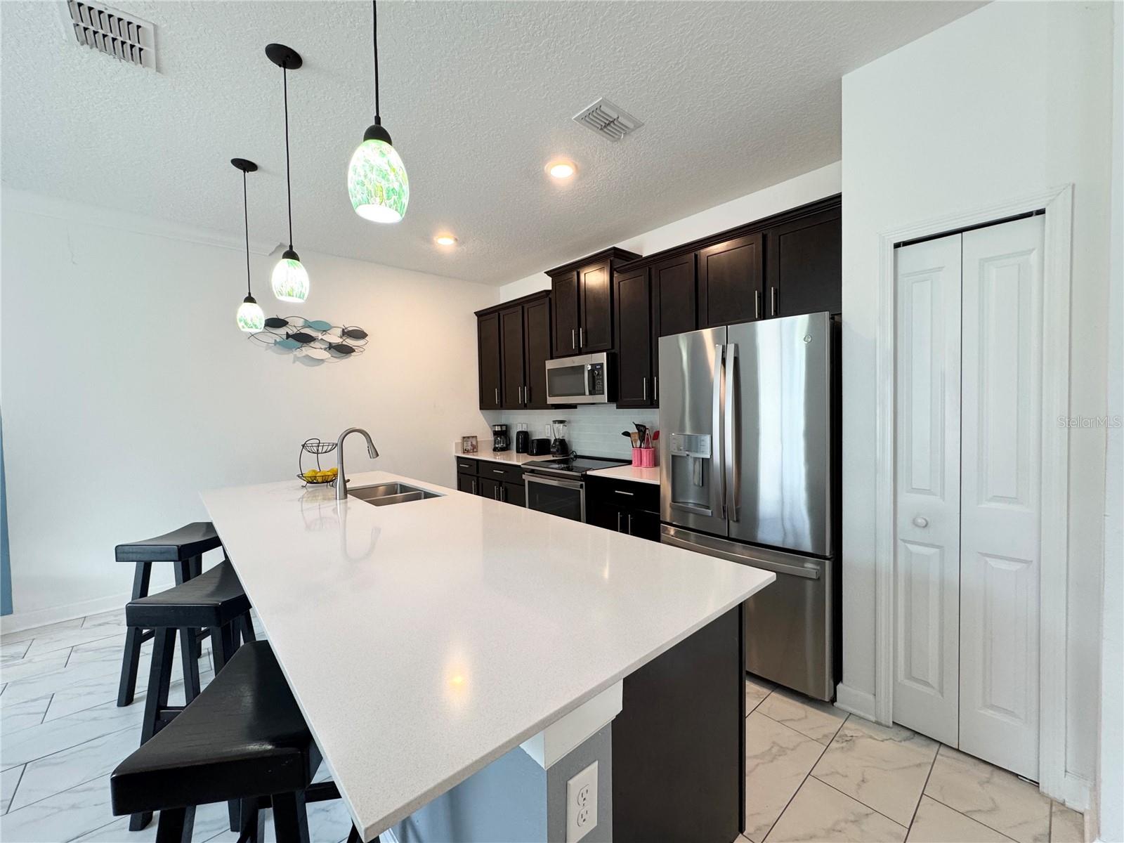 Image 9 of 40 For 4192 Paragraph Drive