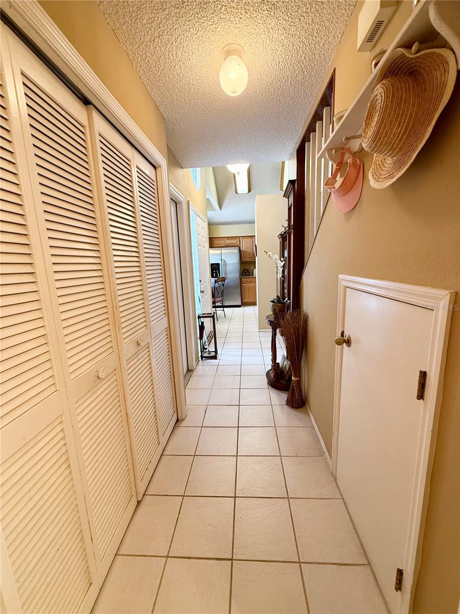 Image 4 of 22 For 9803 Terrace Trail Lane