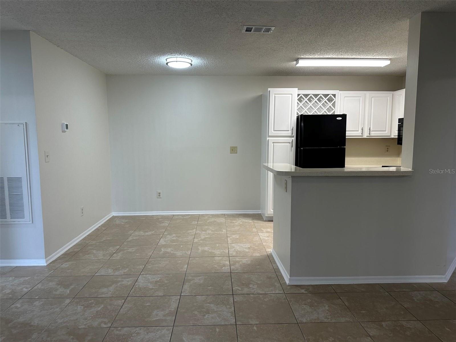 Image 5 of 29 For 718 Sugar Bay Way 100