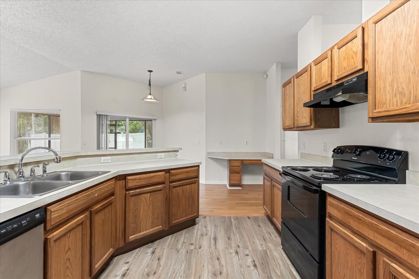 Image 10 of 32 For 1331 Wildberry Lane