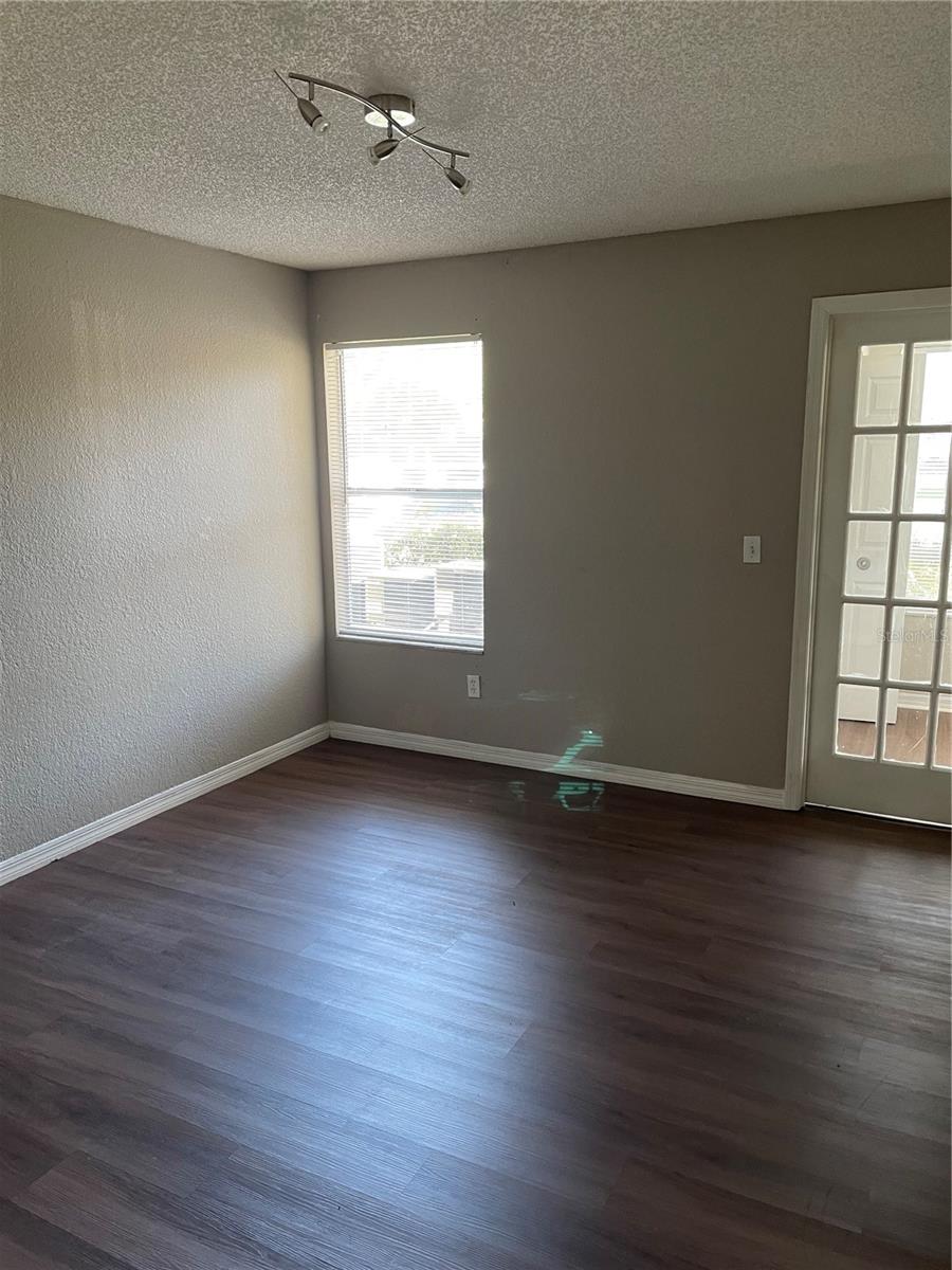 Image 16 of 18 For 5148 Conroy Road 1214
