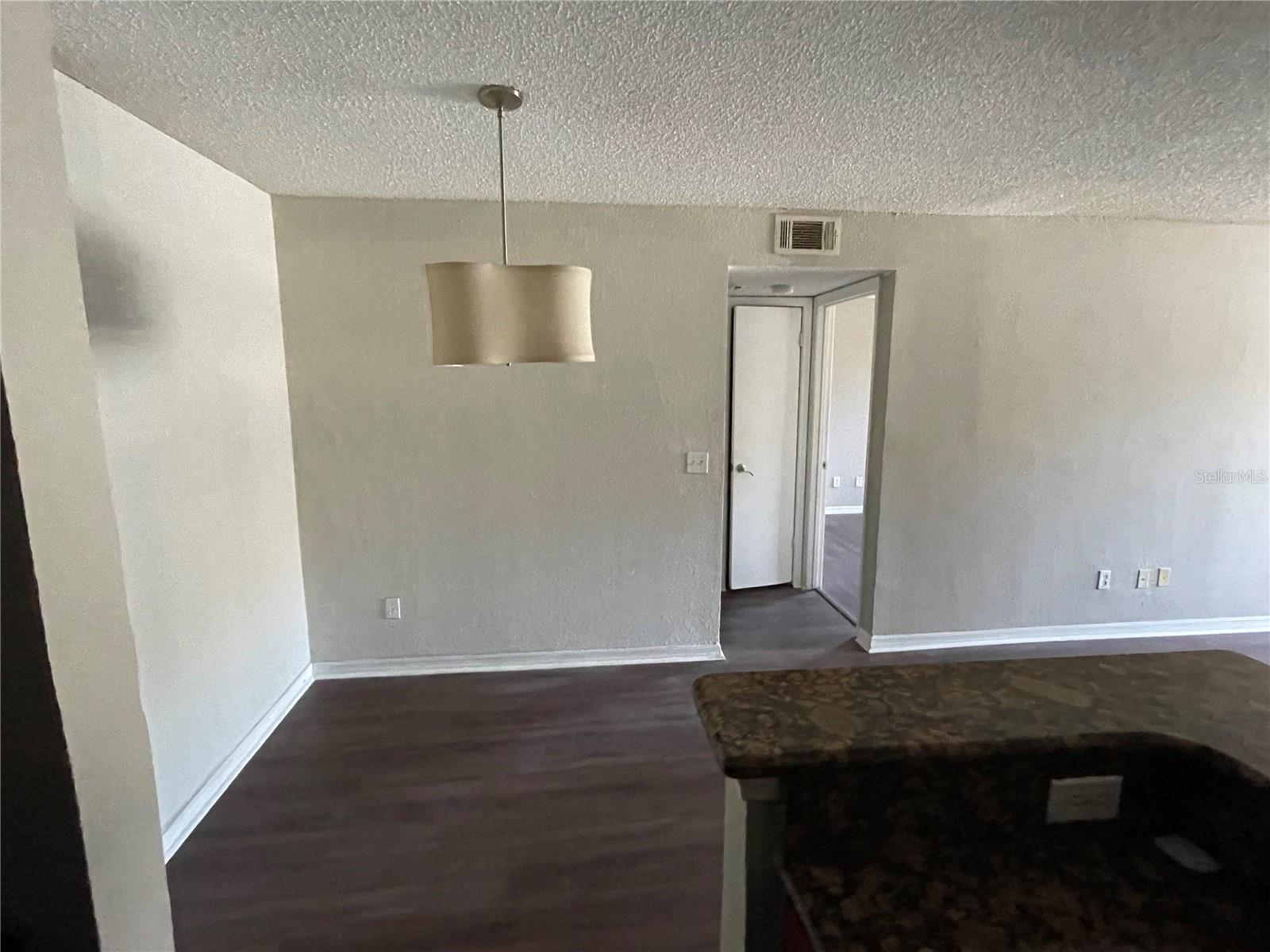 Image 7 of 18 For 5148 Conroy Road 1214
